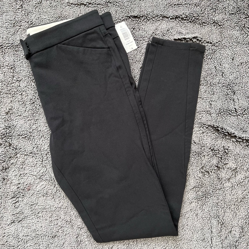 NWT Aritzia Babaton Slim Leg Pant - 6
